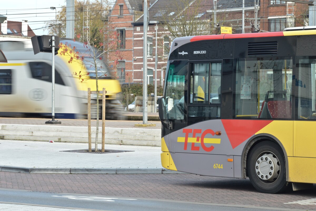 bus bruxelles charleroi