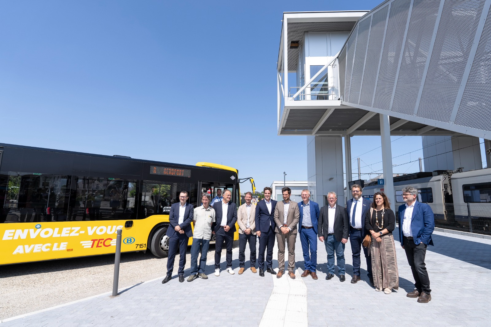 bus charleroi bruxelles